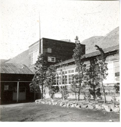 1950년대 서대신동 교사(校舍) 미관